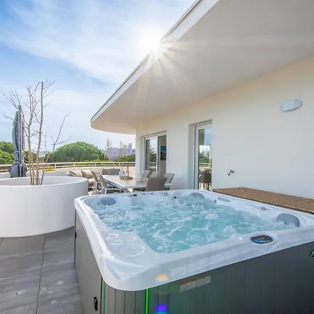 Le Salta La Grande-Motte